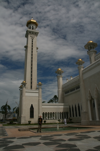 mosque in BSB.JPG